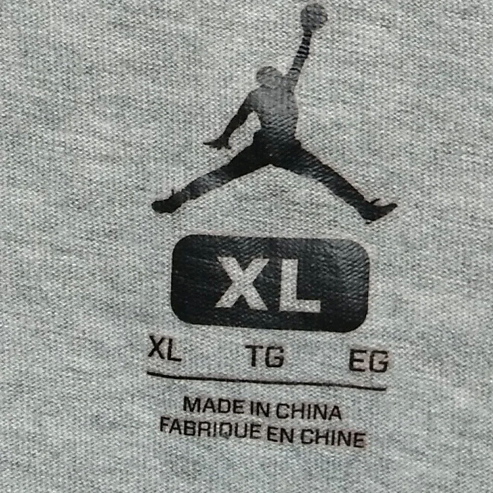 (BX11) SALE! Jordan Nike Tee Sz.XL Gently Worn Small Hole At Shoulder